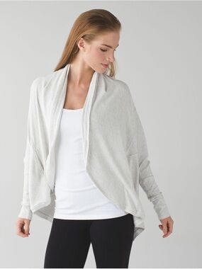 Lululemon To & Flow Wrap | Heathered Mod White | Size 4 | Great Condition